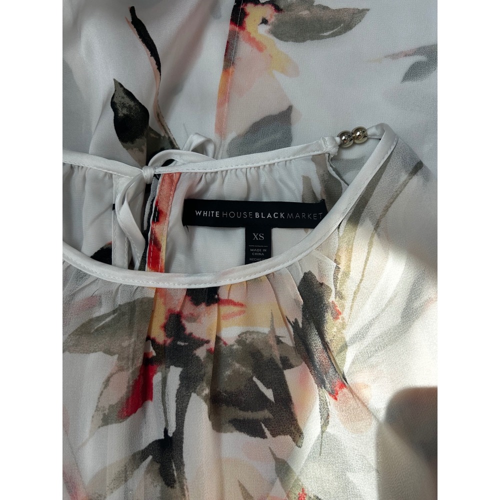 White House Black Market Floral Halter Top XS White Pink Watercolor Chiffon - Picture 8 of 9